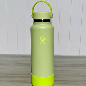 Limited Edition Lemonade Yellow Prism Pop Hydroflask 40 oz